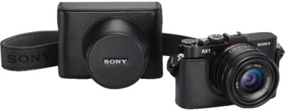 LCJ-RXB Jacket Case For Cyber-shot® RX1 | LCJ-RXB | Sony Canada