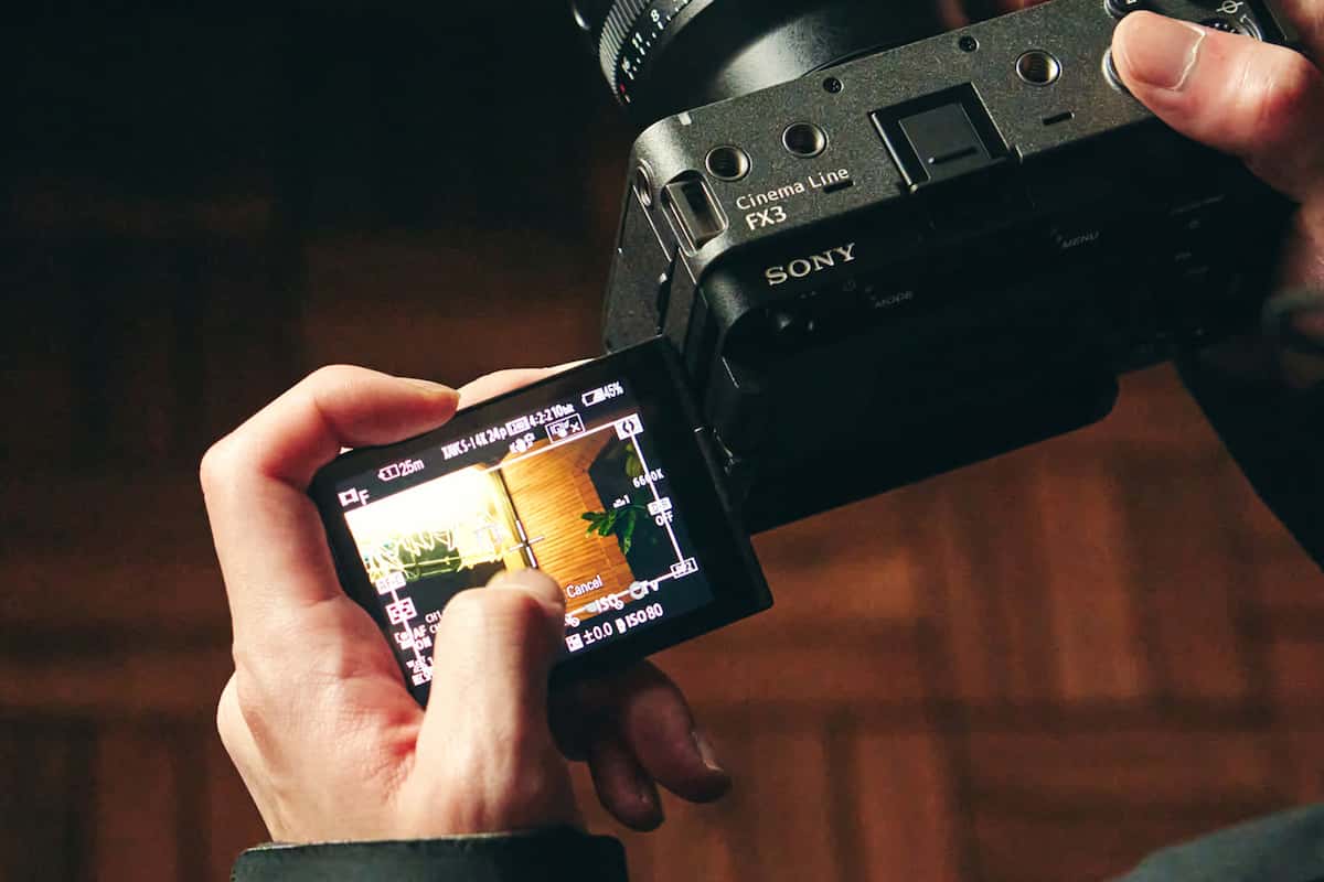Sony FX3 Camera | Full Frame Cinema Line Camera | Sony Canada